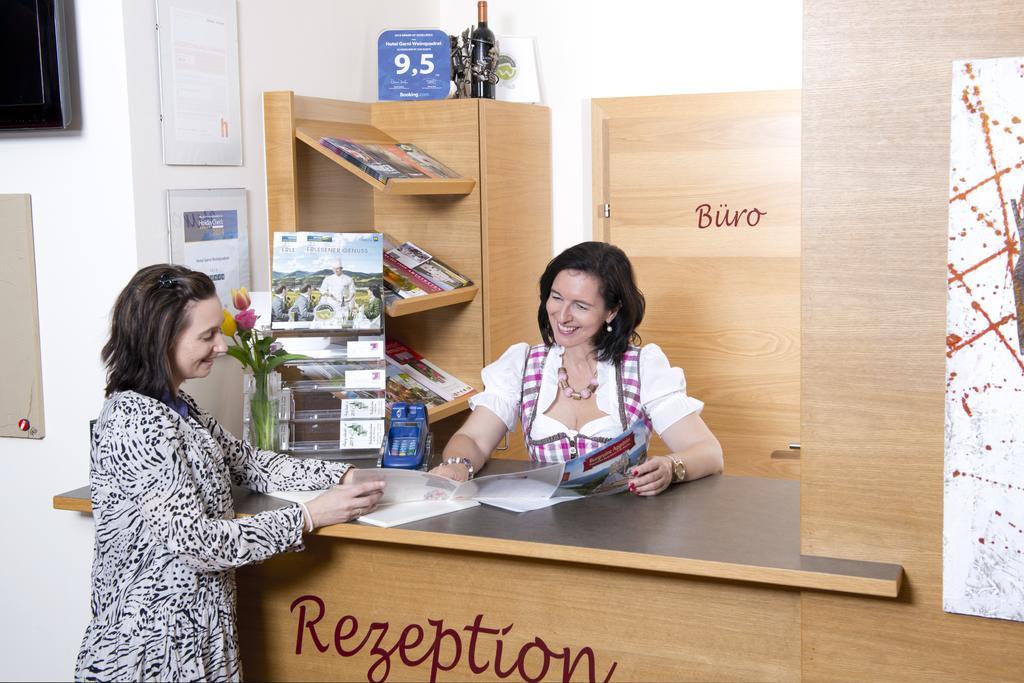 Hotel Garni Weinquadrat Вайсенкірхен-ін-дер-Вахау Екстер'єр фото