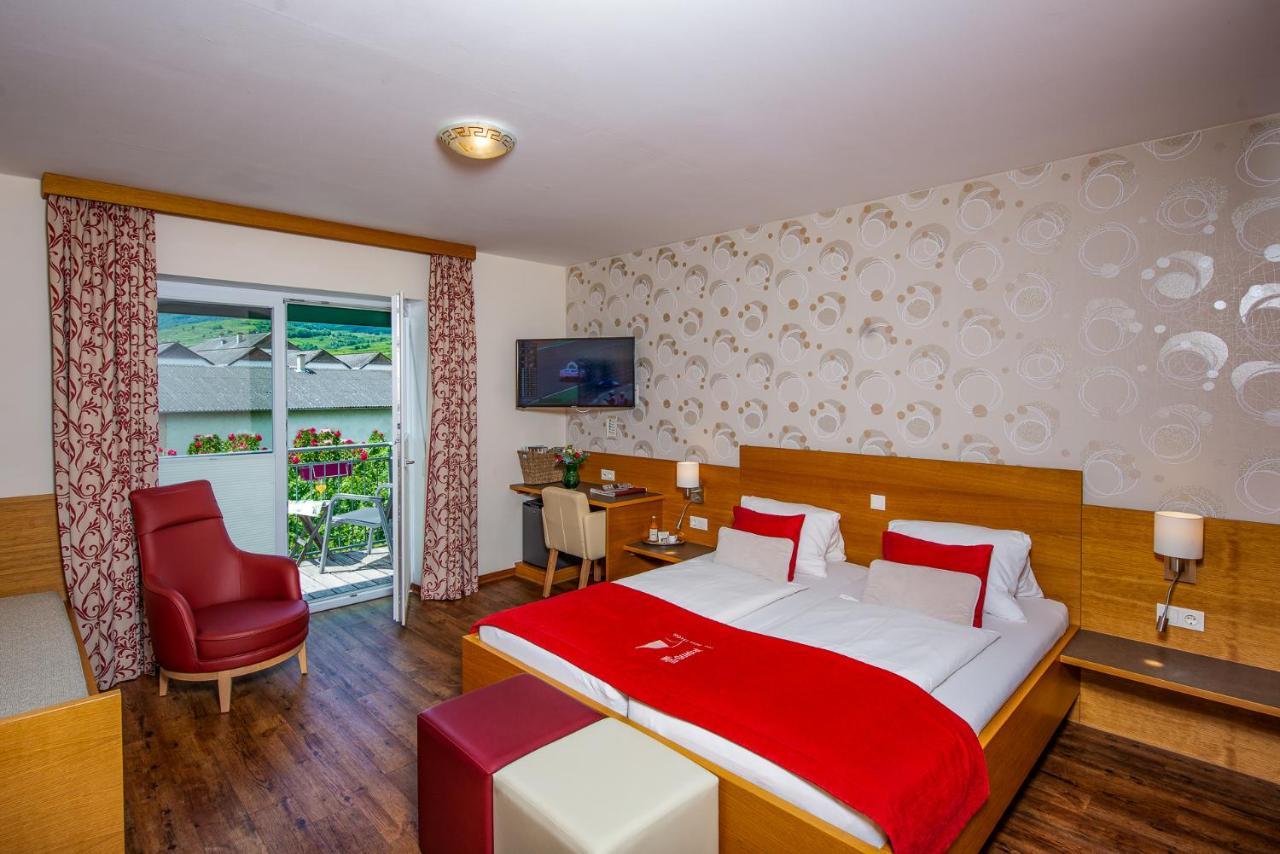 Hotel Garni Weinquadrat Вайсенкірхен-ін-дер-Вахау Екстер'єр фото