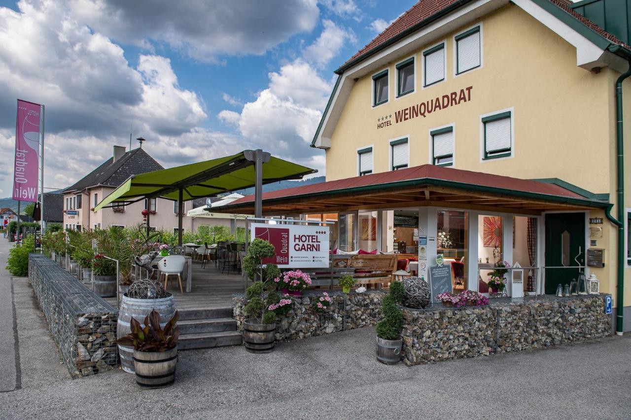 Hotel Garni Weinquadrat Вайсенкірхен-ін-дер-Вахау Екстер'єр фото