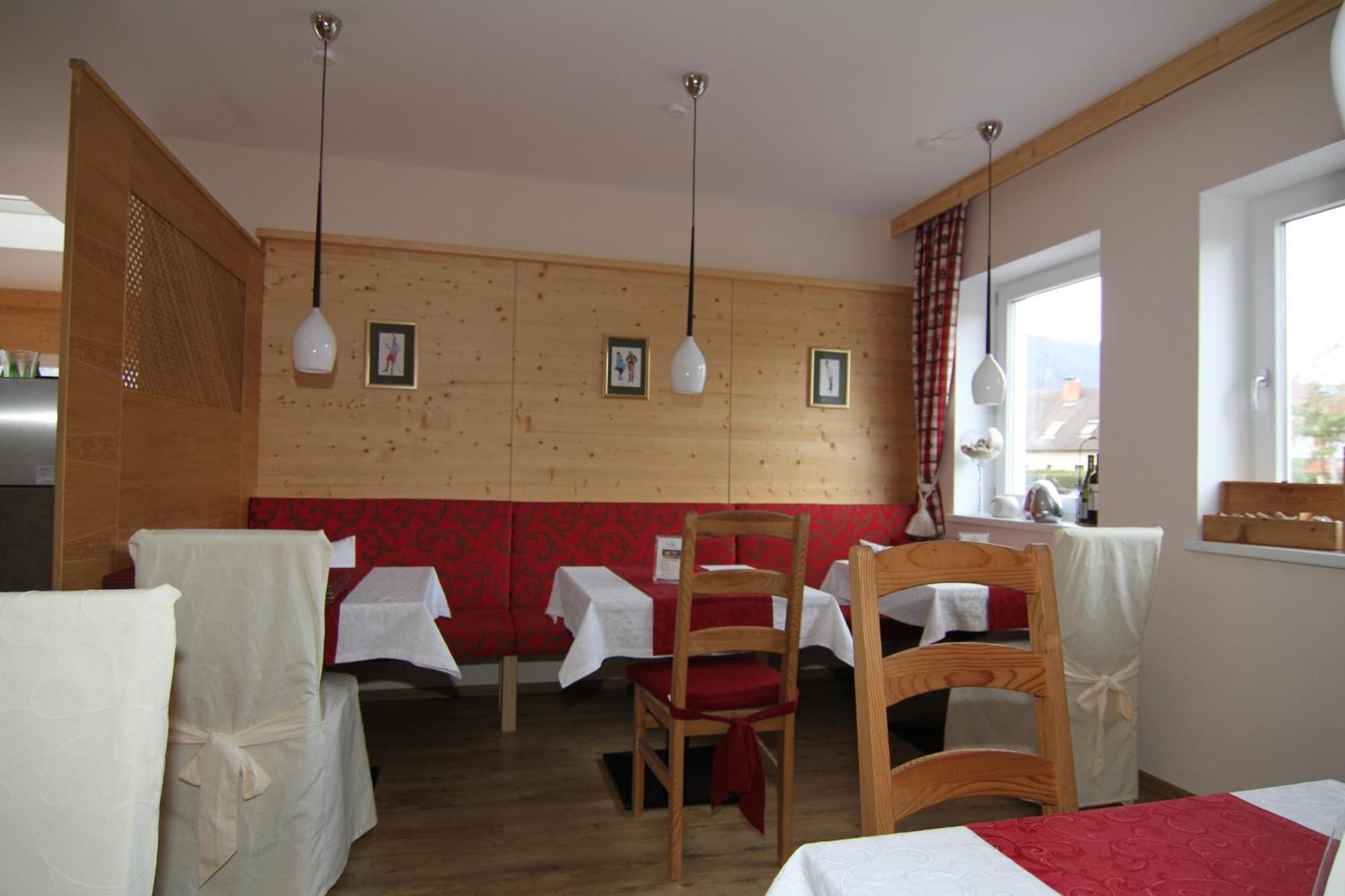 Hotel Garni Weinquadrat Вайсенкірхен-ін-дер-Вахау Екстер'єр фото