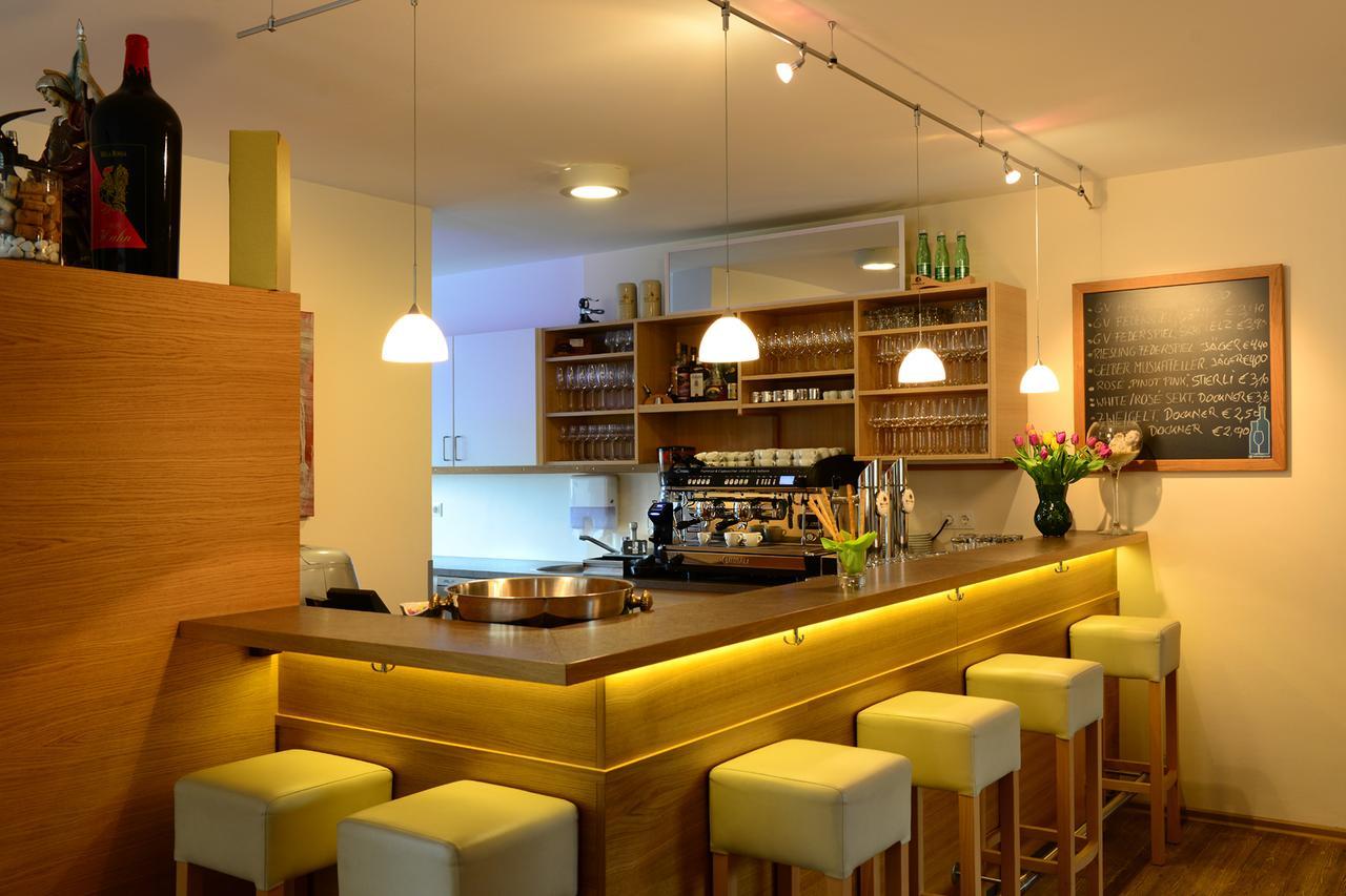 Hotel Garni Weinquadrat Вайсенкірхен-ін-дер-Вахау Екстер'єр фото